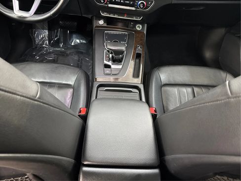 Used 2019 Audi Q5 2.0T Premium Plus w/ Premium Plus Package AWD/4WD image 19