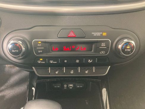 Used 2019 Kia Sorento EX w/ EX Touring Package image 8