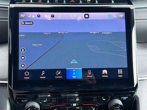 Used 2023 Jeep Grand Cherokee Limited image 15