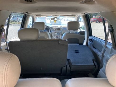 Used 2004 Chevrolet TrailBlazer 4WD w/ LT Preferred Equipment Group image 13