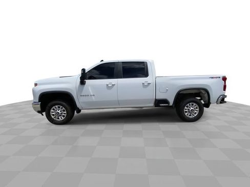 Used 2025 Chevrolet Silverado 2500 LT w/ Convenience Package AWD/4WD image 7