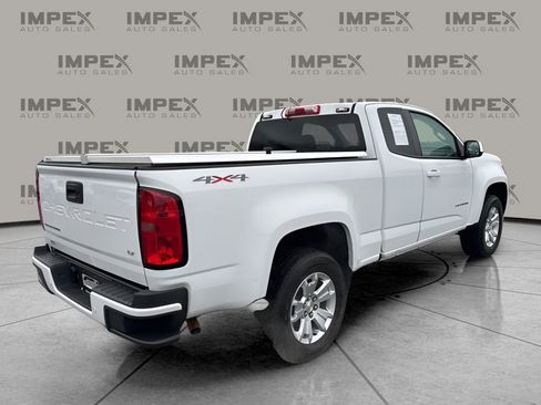 Used 2022 Chevrolet Colorado LT w/ Fleet Safety Package image 5