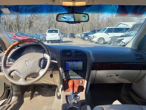 Used 2002 Lincoln LS image 9