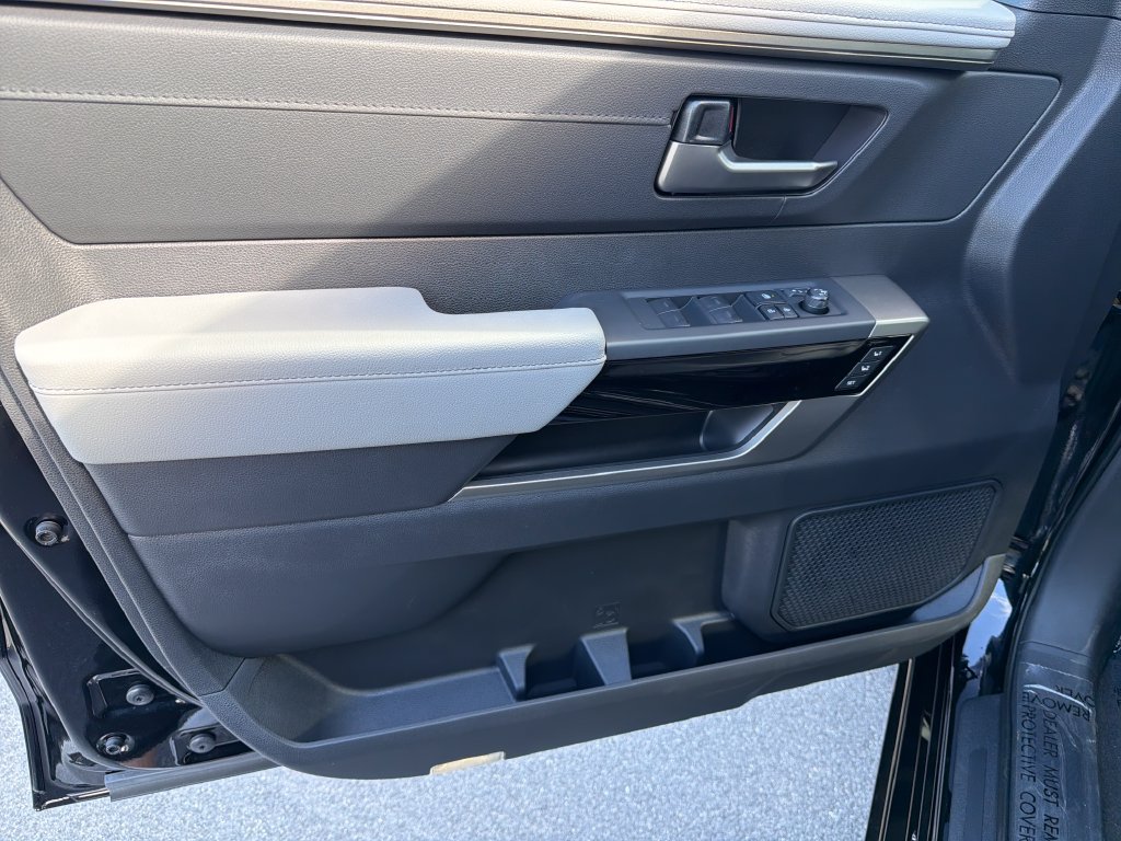 New 2026 Toyota Tundra Limited AWD/4WD image 15