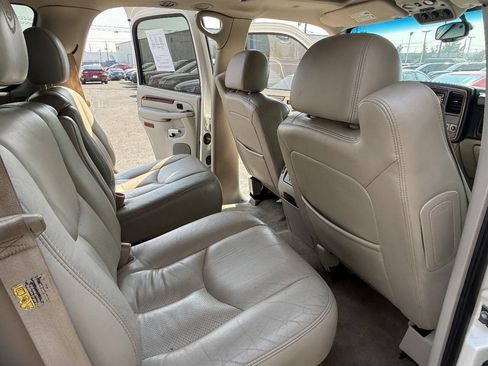 Used 2006 Cadillac Escalade AWD image 11