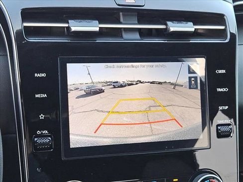 Certified 2024 Hyundai Santa Cruz SE FWD image 13