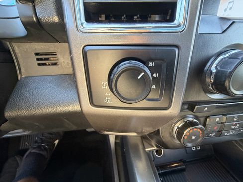 Used 2016 Ford F150 XLT w/ Equipment Group 302A Luxury AWD/4WD image 28