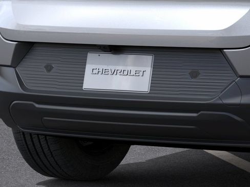 New 2026 Chevrolet Equinox EV LT FWD image 15