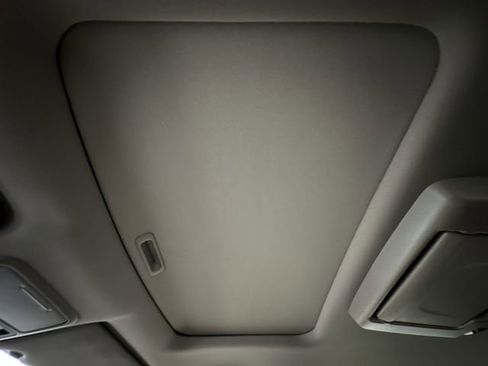 Used 2022 Honda Pilot Touring image 29