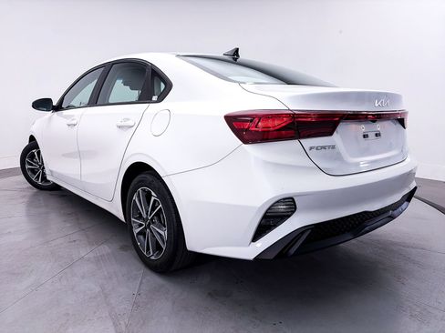 Certified 2023 Kia Forte LXS FWD image 2