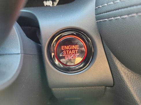 New 2026 Honda HR-V EX-L image 32