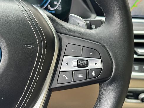 Used 2022 BMW X5 xDrive45e w/ Climate Comfort Package image 28