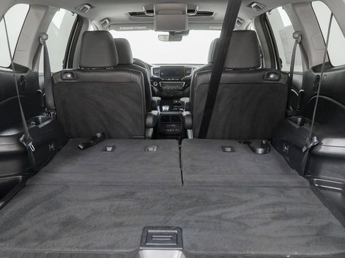 Used 2022 Honda Pilot Touring image 12
