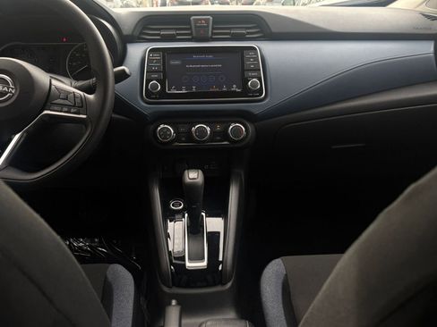 Used 2025 Nissan Versa SV image 17