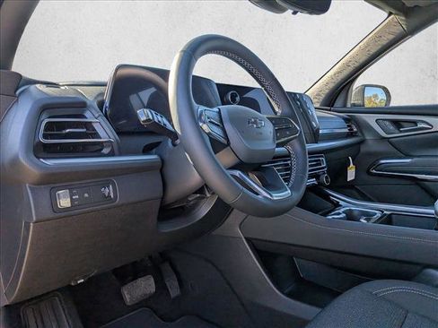 New 2026 Chevrolet Traverse LT w/ Midnight/Sport Edition image 8