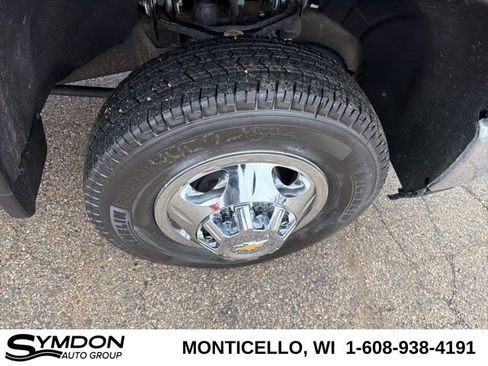 Used 2025 Chevrolet Silverado 3500 LT image 19