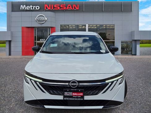 New 2027 Nissan Sentra SV w/ Floor Mat Package FWD image 2