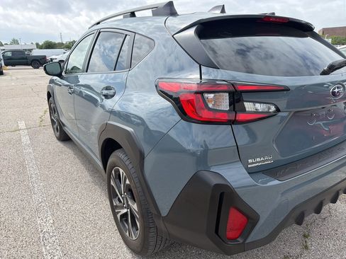 Used 2024 Subaru Crosstrek 2.0i Premium image 8