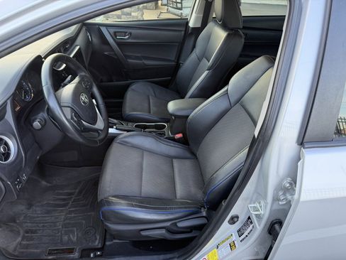 Used 2018 Toyota Corolla SE image 23