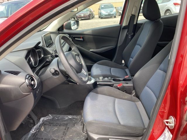 Used 2016 Scion iA FWD image 9
