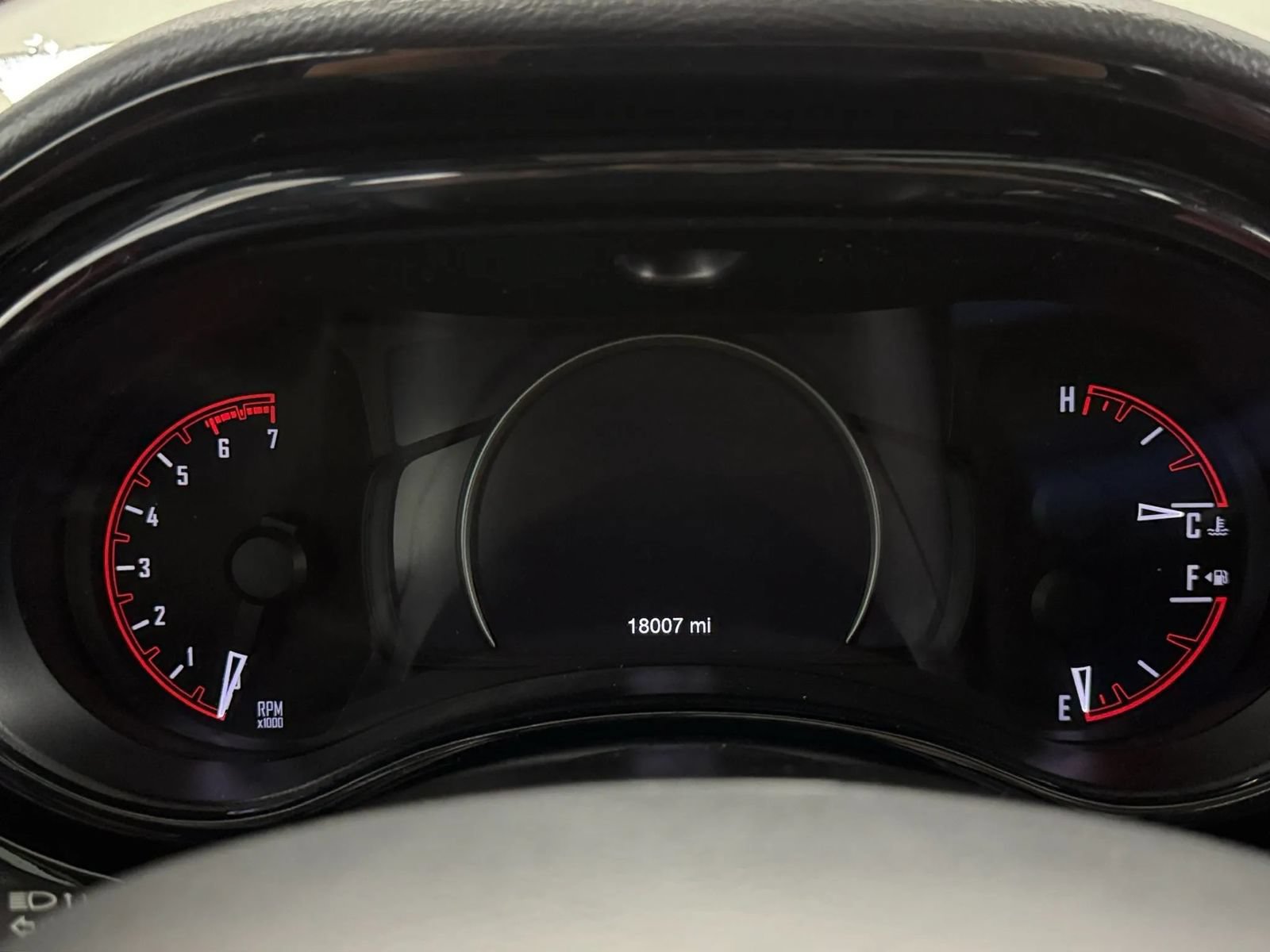 Used 2022 Dodge Durango R/T w/ Tow 'N Go Package AWD/4WD image 35