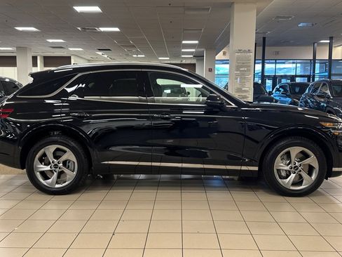 New 2026 Genesis GV70 2.5T AWD/4WD image 3