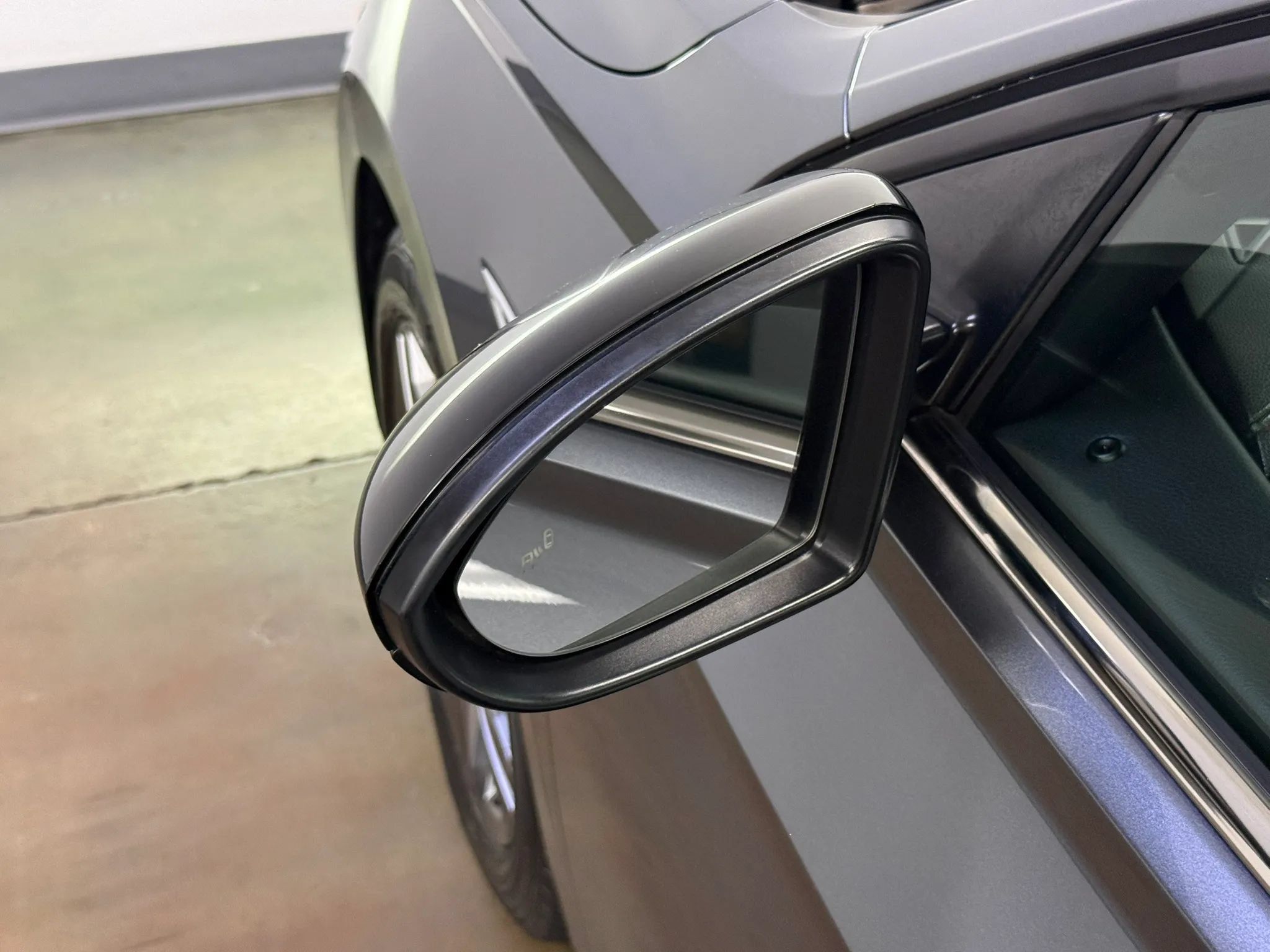 Used 2021 Volkswagen Jetta R-Line w/ R-Line Cold Weather Package FWD image 9