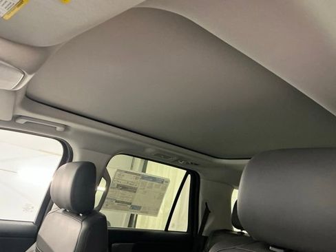 New 2026 Ford Expedition Active AWD/4WD image 16