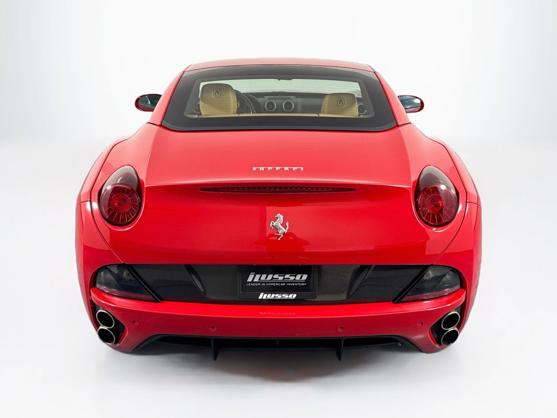Used 2010 Ferrari California RWD image 58