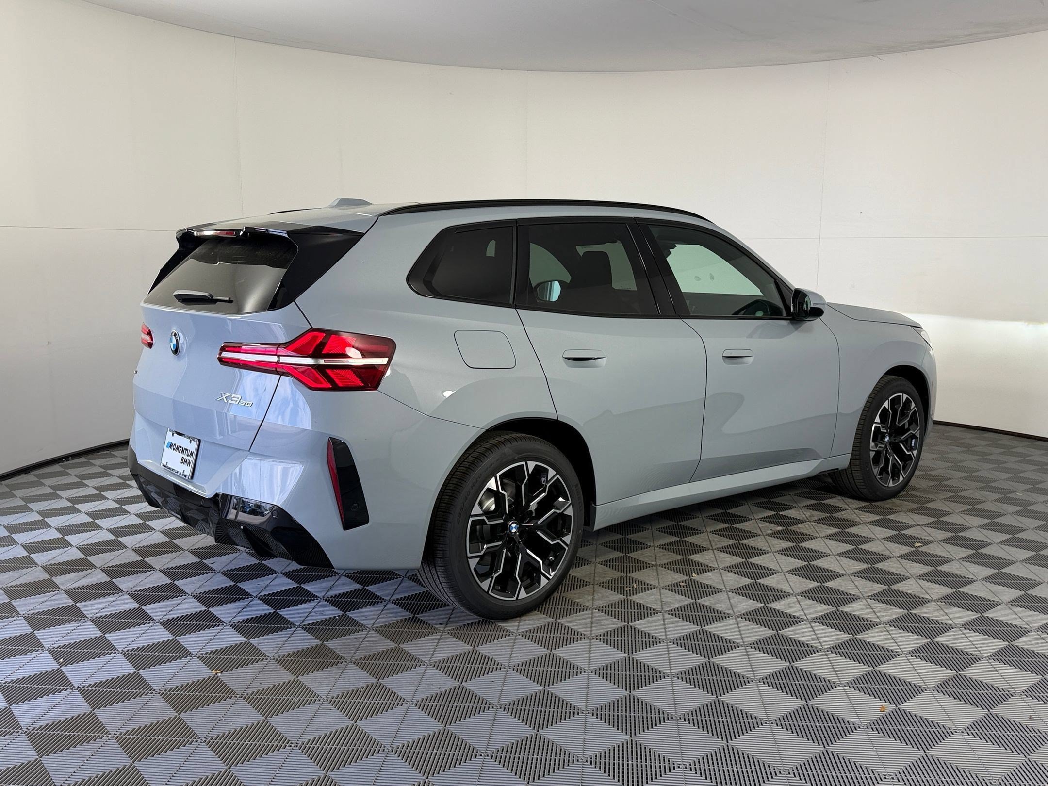 Used 2026 BMW X3 xDrive30i w/ M Sport Package AWD/4WD image 9