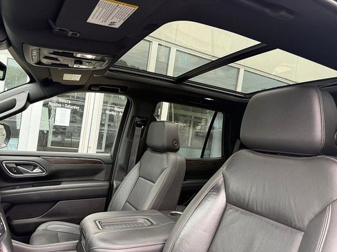 Used 2021 Chevrolet Tahoe Z71 AWD/4WD image 18