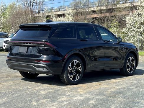 New 2026 Lincoln Nautilus Premier w/ Equipment Group 102A image 4