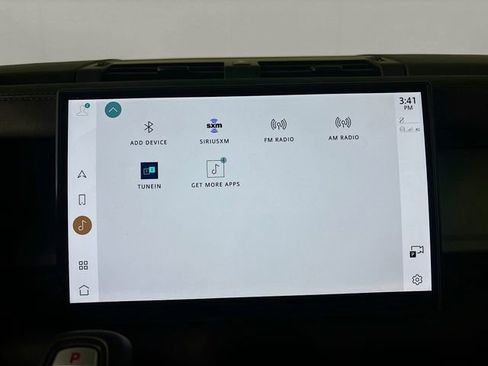 Used 2025 Land Rover Defender 110 S image 15