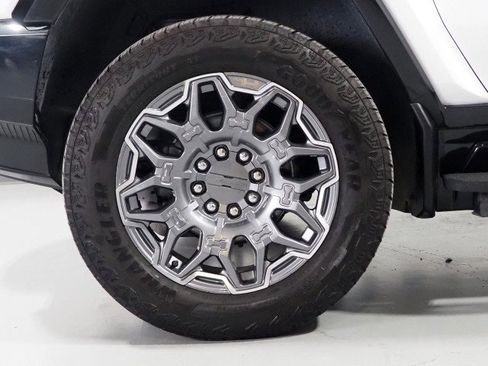 Used 2025 GMC Hummer EV 3X AWD/4WD image 66