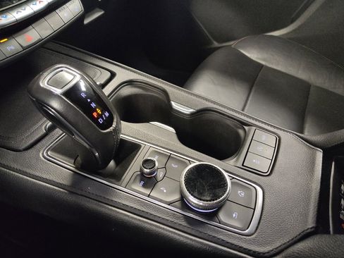 Used 2019 Cadillac XT4 Sport image 26