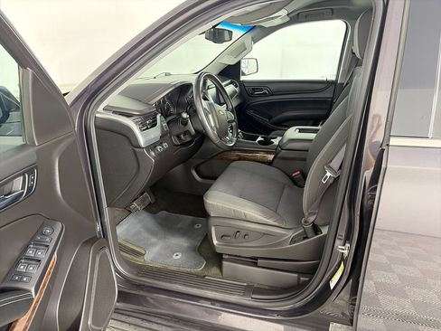 Used 2017 Chevrolet Suburban LS AWD/4WD image 11