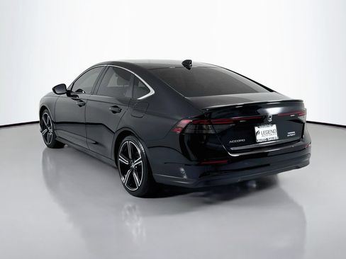 Used 2025 Honda Accord Sport image 7