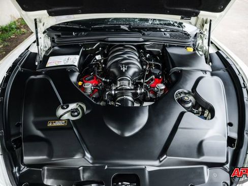 Used 2013 Maserati GranTurismo Sport image 26