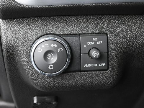 Used 2017 GMC Acadia Limited SLT image 12