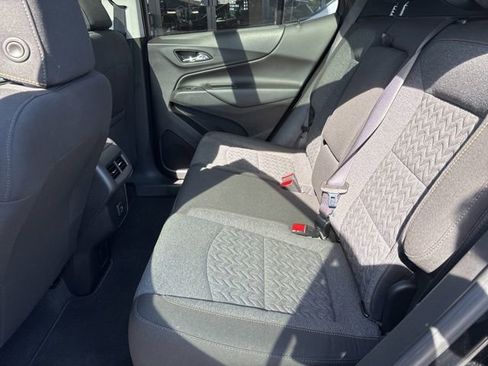 Used 2022 Chevrolet Equinox LT FWD image 17