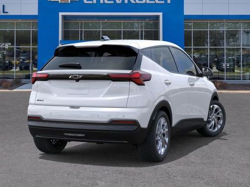 New 2027 Chevrolet Bolt LT image 4