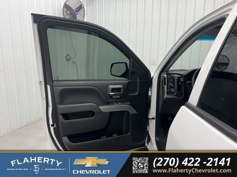 Used 2019 Chevrolet Silverado 1500 LT w/ All Star Edition image 8