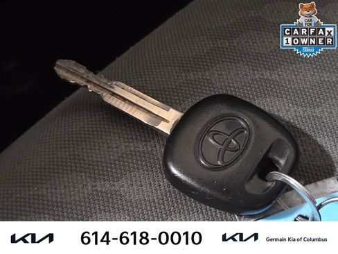 Used 2021 Toyota Tacoma SR AWD/4WD image 35