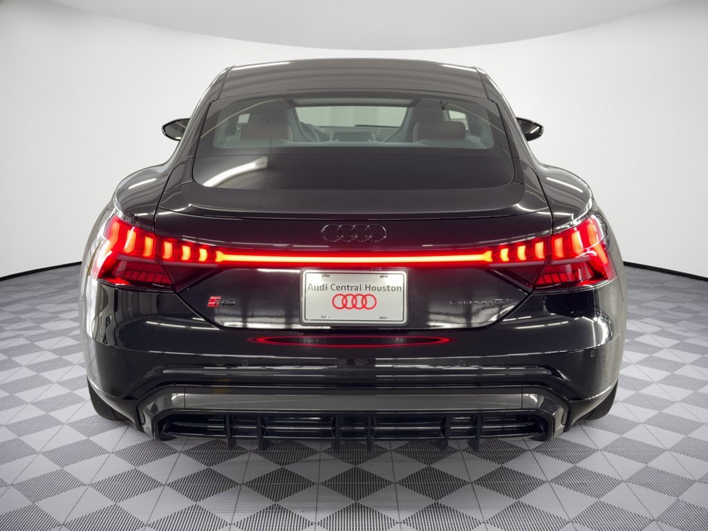 Used 2024 Audi RS e-tron GT w/ Ceramic Brake Package AWD/4WD image 11