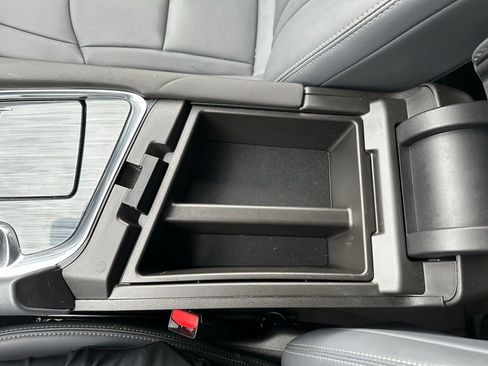 Used 2023 Buick Enclave Essence w/ LPO, Floor Liner Package FWD image 15