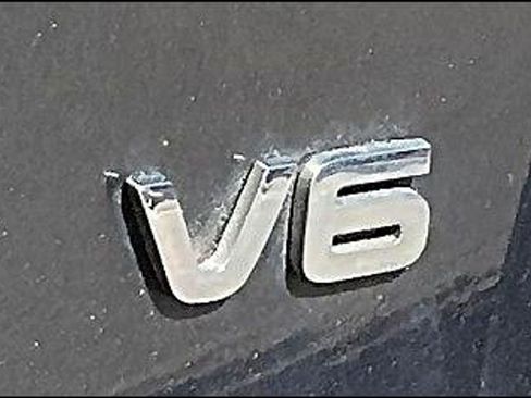 Used 2020 Kia Sorento S image 22