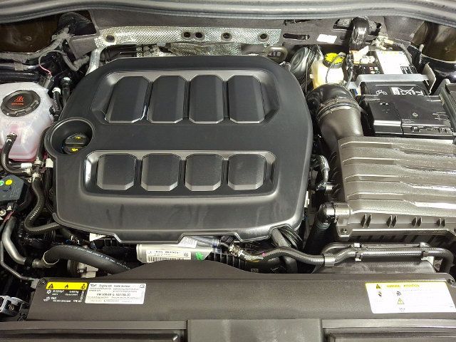 Used 2025 Volkswagen Tiguan S AWD/4WD image 25