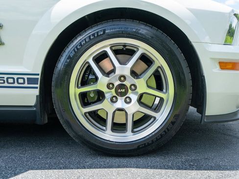 Used 2008 Ford Mustang Shelby GT500 RWD image 31