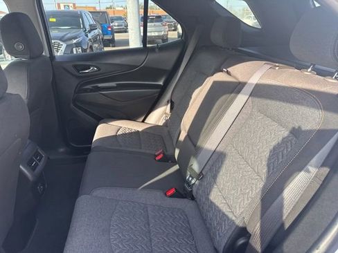 Used 2022 Chevrolet Equinox LT FWD image 30