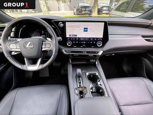 Certified 2025 Lexus RX 350 Premium Plus image 12